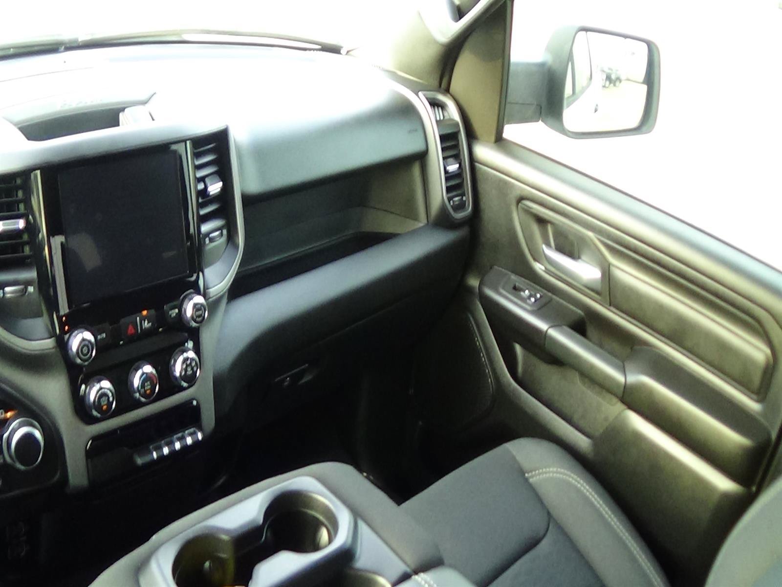 Used 2025 RAM 1500 Tradesman AWD/4WD image 15