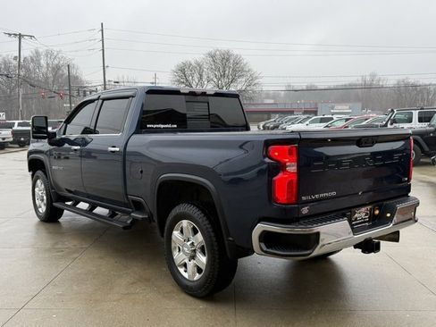 Used 2020 Chevrolet Silverado 3500 LTZ w/ LTZ Premium Package image 4