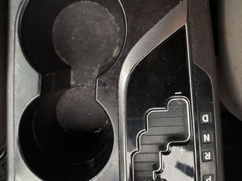 Used 2012 Hyundai Tucson GLS image 24