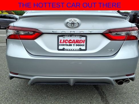 Used 2023 Toyota Camry SE FWD image 5