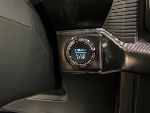 New 2025 Ford F150 Lariat w/ Equipment Group 502A High image 20