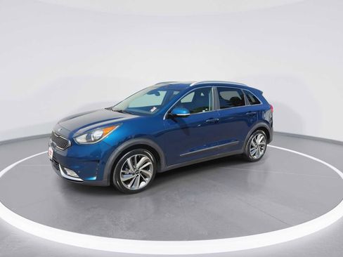 Used 2019 Kia Niro Touring FWD image 4