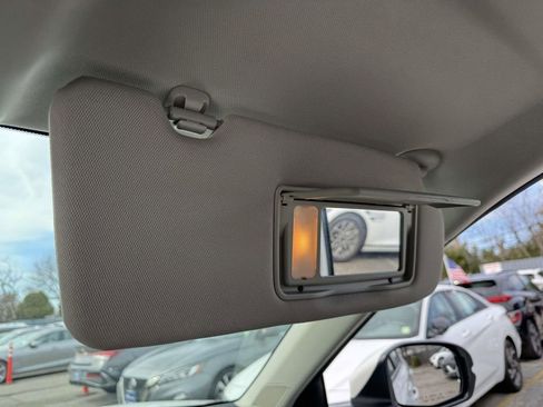 Used 2023 Honda CR-V EX-L image 30