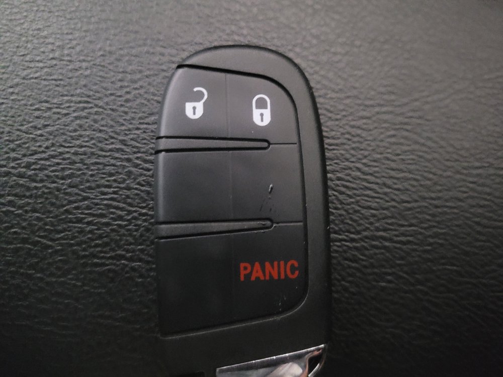 Used 2021 Jeep Compass Latitude w/ Sun and Sound Group FWD image 32
