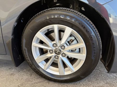 Used 2025 Toyota Camry LE w/ Convenience Package FWD image 11