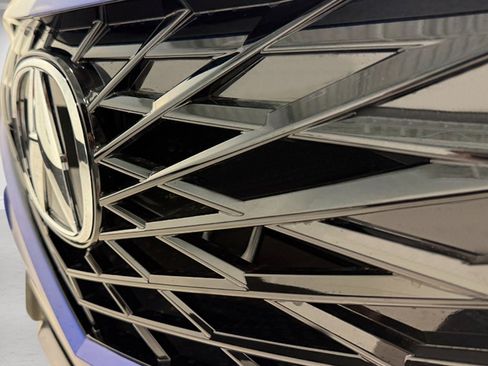 Used 2025 Acura ADX A-Spec image 12