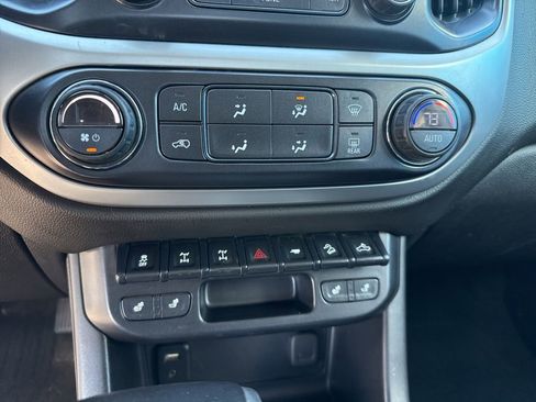 Used 2017 Chevrolet Colorado ZR2 AWD/4WD image 27