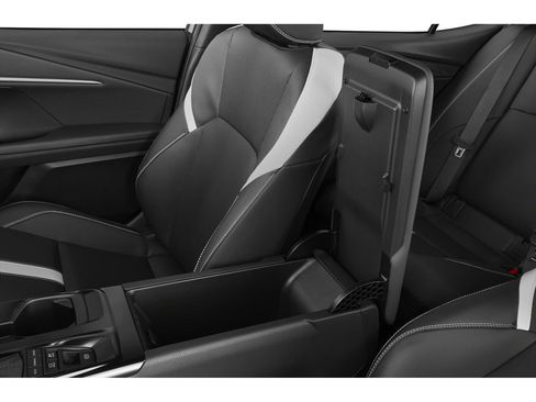 Used 2025 Toyota Camry SE FWD image 10