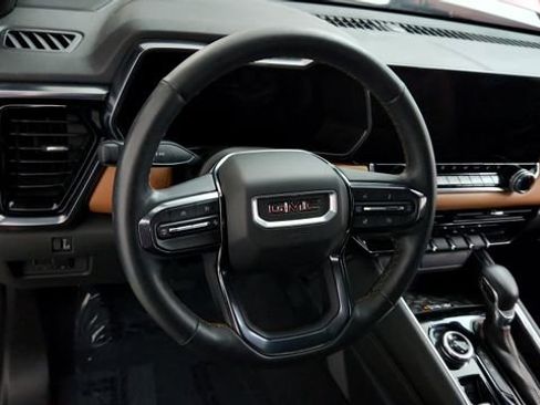 Used 2024 GMC Canyon AT4 w/ AT4 Premium Package image 13