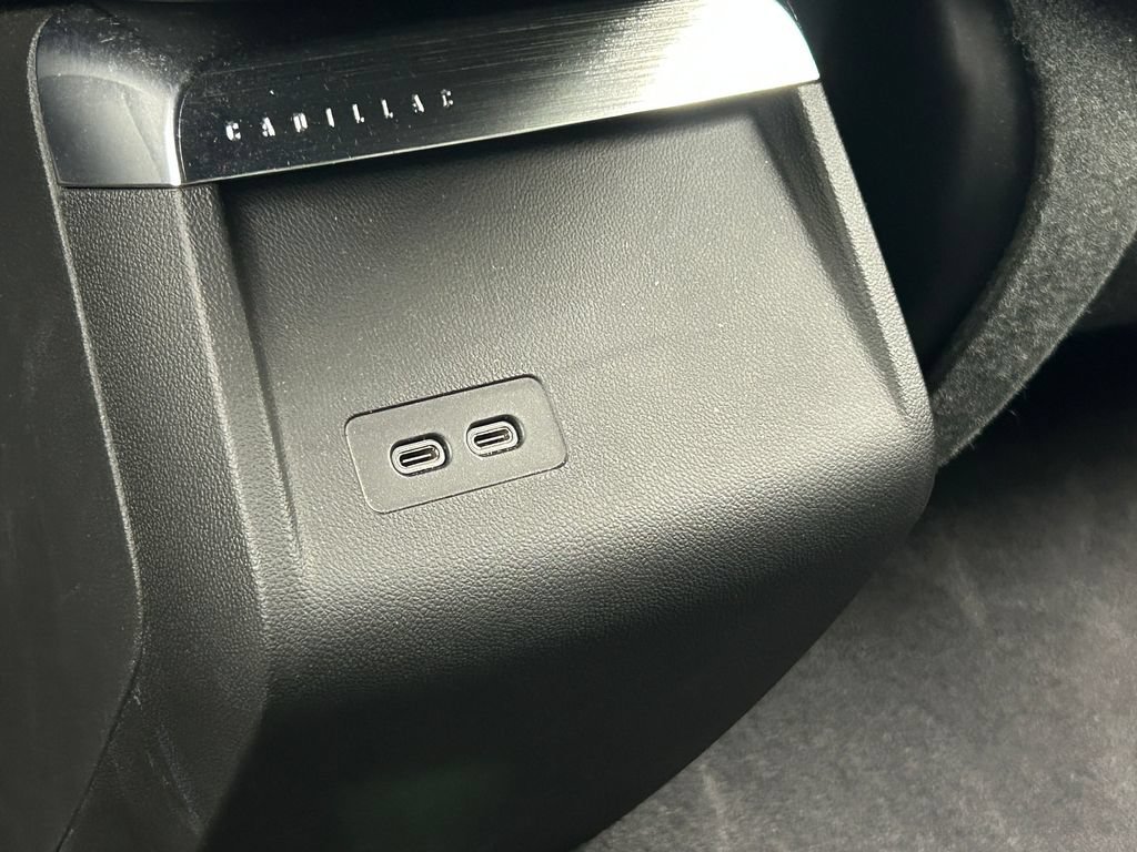 Used 2024 Cadillac Lyriq Tech RWD image 26