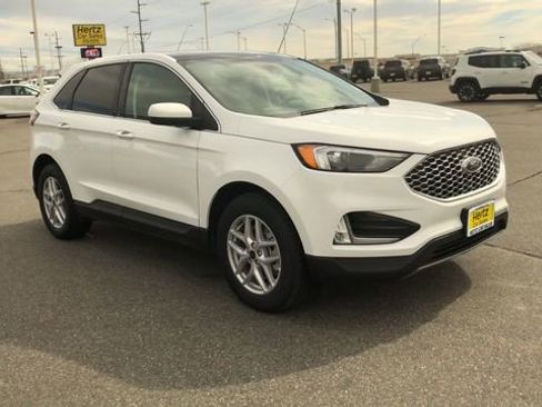 Used 2024 Ford Edge SEL w/ Convenience Package image 2