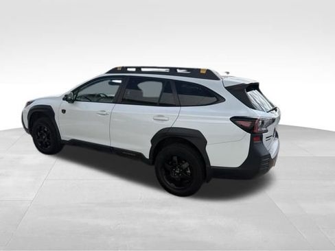 Used 2022 Subaru Outback Wilderness AWD/4WD image 7