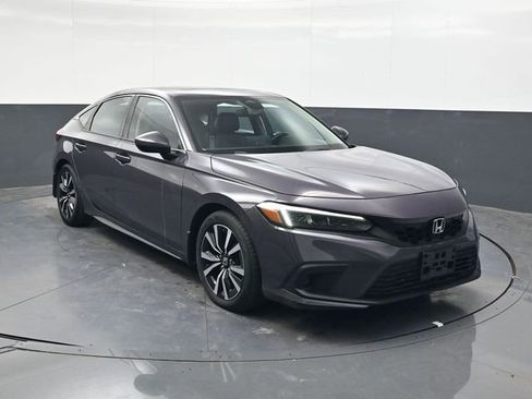 Used 2022 Honda Civic EX-L image 2