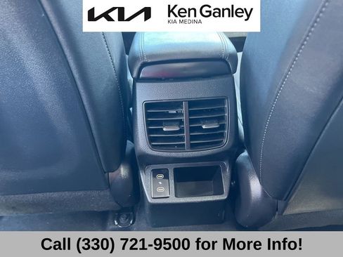 Used 2024 Kia Seltos S AWD/4WD image 45