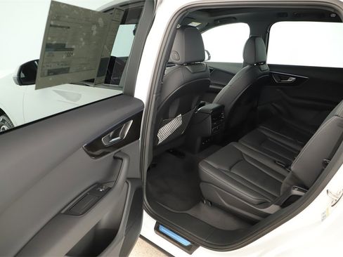 New 2026 Audi Q7 2.0T Premium image 27