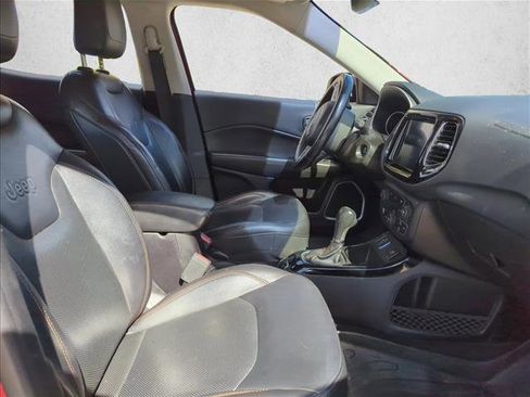 Used 2019 Jeep Compass Limited image 23