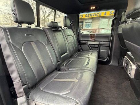 Used 2016 Ford F150 Platinum w/ Equipment Group 701A Luxury AWD/4WD image 17