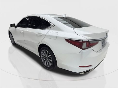 Used 2022 Lexus ES 350 image 10