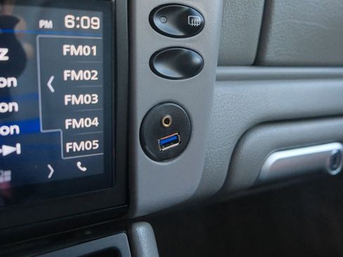 Used 2002 Porsche 911 Carrera image 23