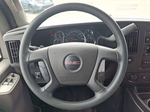 Used 2023 GMC Savana 2500 w/ Driver Convenience Package RWD image 19