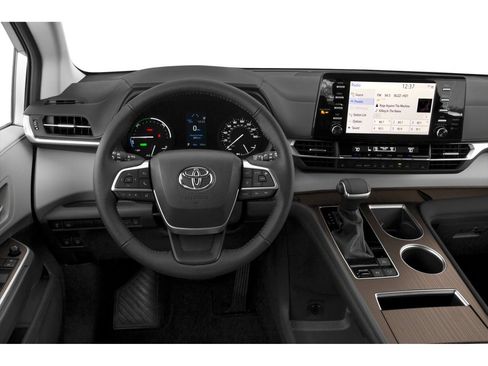 Used 2021 Toyota Sienna XLE FWD image 4