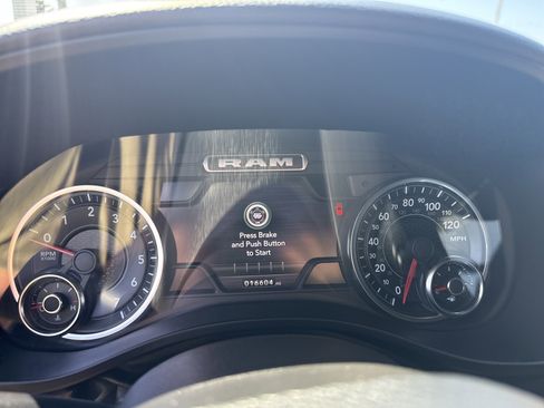 Used 2022 RAM 1500 Big Horn RWD image 22