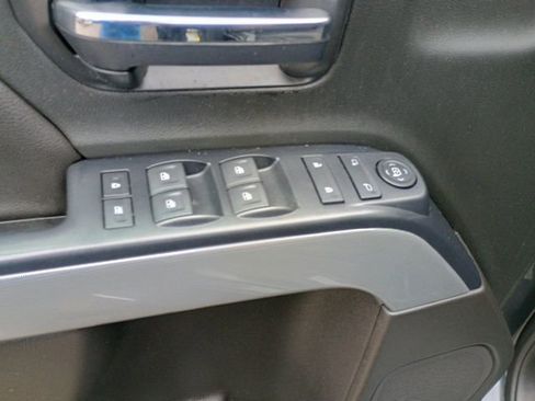 Used 2018 Chevrolet Silverado 1500 LT w/ All Star Edition image 24