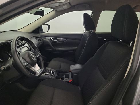 Used 2019 Nissan Rogue SV AWD/4WD image 17