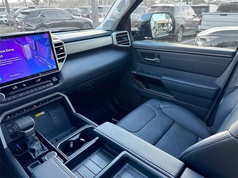 Used 2024 Toyota Tundra Limited image 24