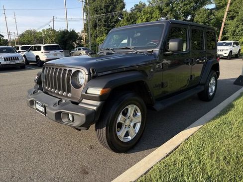 Used 2022 Jeep Wrangler Unlimited Sport AWD/4WD image 4