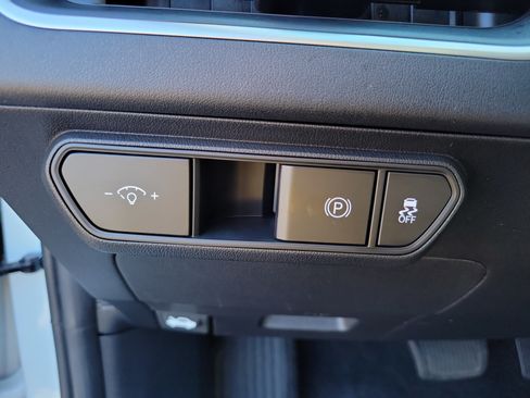 Used 2025 Kia K4 FWD image 29