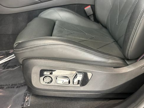 Certified 2023 BMW XM AWD/4WD image 14