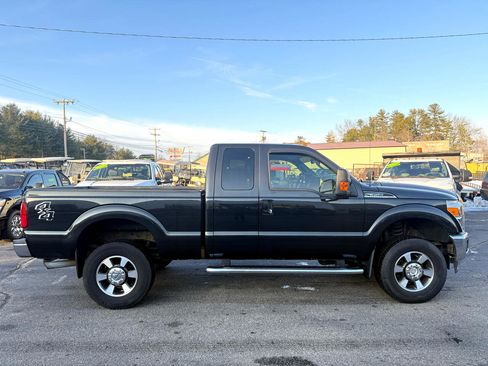 Used 2015 Ford F350 Lariat image 13