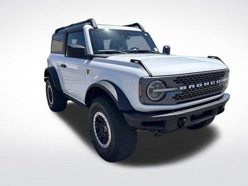 Used 2021 Ford Bronco Badlands w/ Sasquatch Package AWD/4WD image 7