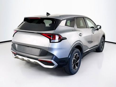 Used 2025 Kia Sportage LX AWD/4WD image 5