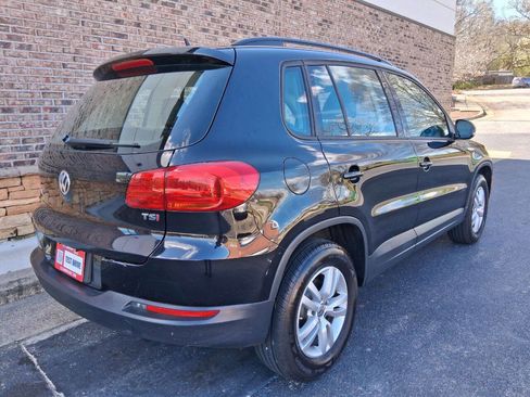 Used 2016 Volkswagen Tiguan S image 5