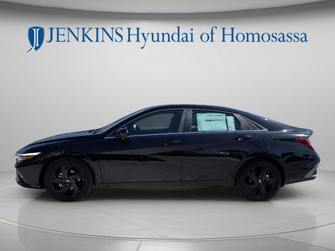 New 2026 Hyundai Elantra SEL Sport image 10