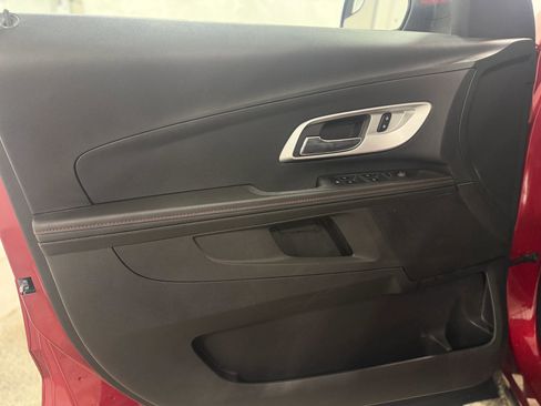 Used 2013 Chevrolet Equinox LT w/ Driver Convenience Package image 10