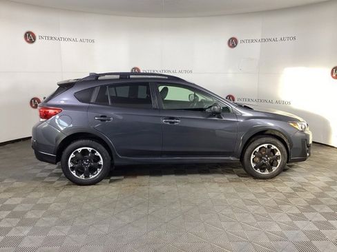 Used 2021 Subaru Crosstrek 2.0i Premium w/ Moonroof Package image 4