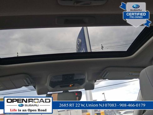 Used 2023 Subaru Crosstrek 2.5i Limited w/ Moonroof Package image 12