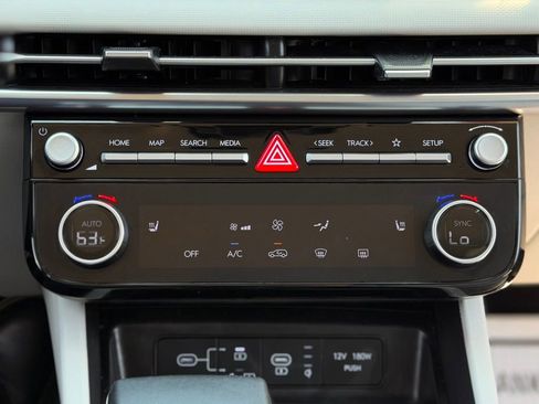 Used 2025 Hyundai Tucson SEL AWD/4WD image 16
