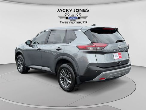 Used 2023 Nissan Rogue S FWD image 3