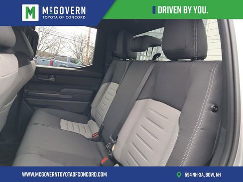 Used 2025 Toyota Tacoma TRD Sport AWD/4WD image 15