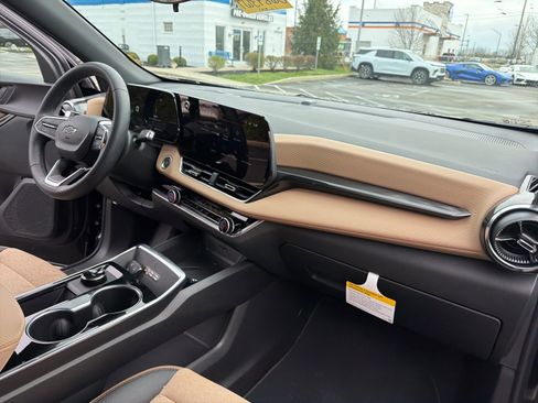 Used 2026 Chevrolet Equinox ACTIV image 30