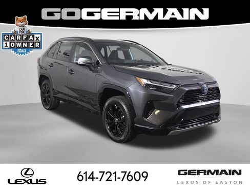 Used 2022 Toyota RAV4 SE w/ Convenience Package AWD/4WD image 3