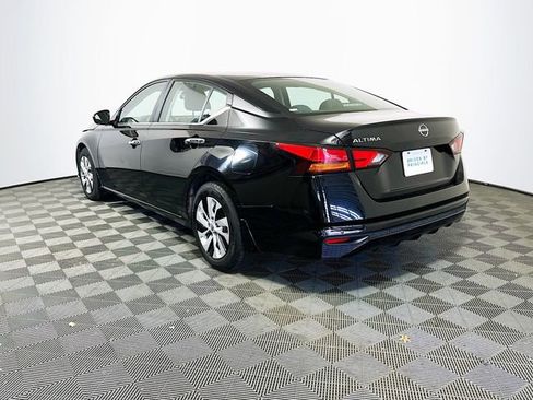 Used 2023 Nissan Altima 2.5 S image 6