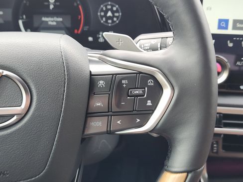 Used 2025 Lexus RX 350 Premium Plus w/ Accessory Package (Z1) image 32