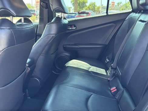 Used 2018 Toyota Prius Four w/ Advanced Technology Package FWD image 28
