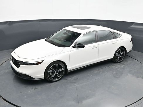 Used 2023 Honda Accord Sport image 28