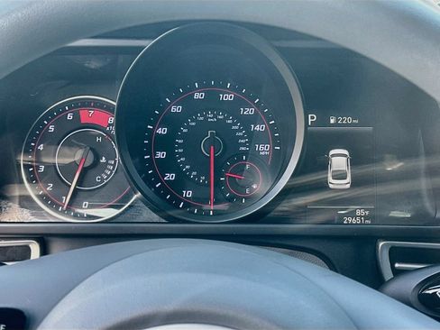 Used 2022 Hyundai Elantra SEL FWD image 12